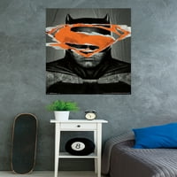 Trends International Batman נגד Superman BM Teaser Wall Poster 22.375 34
